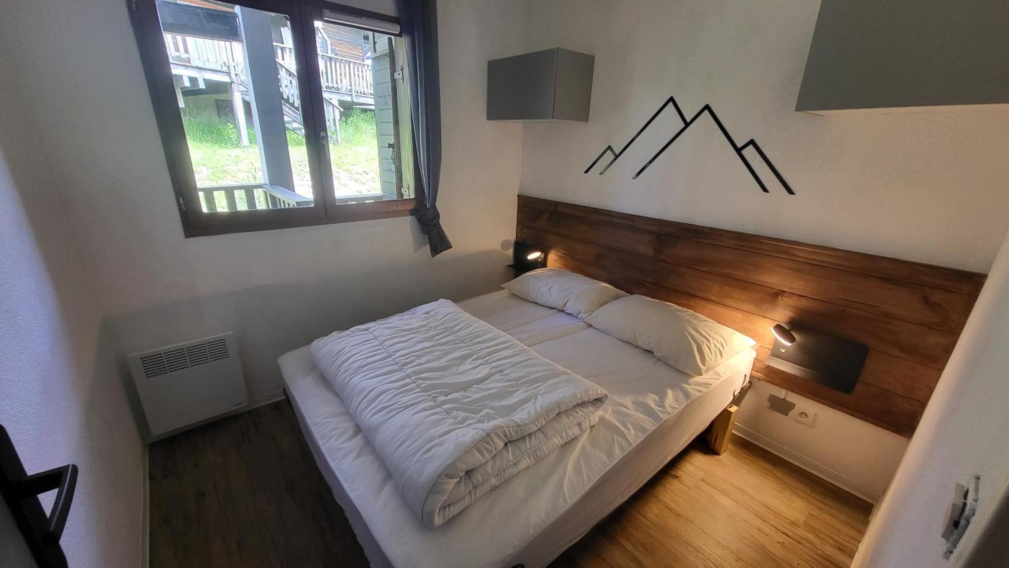 Appartement 4 A 6 Personnes - Chalets D'Aurouze - La Joue Du Loup Le Devoluy Exterior photo